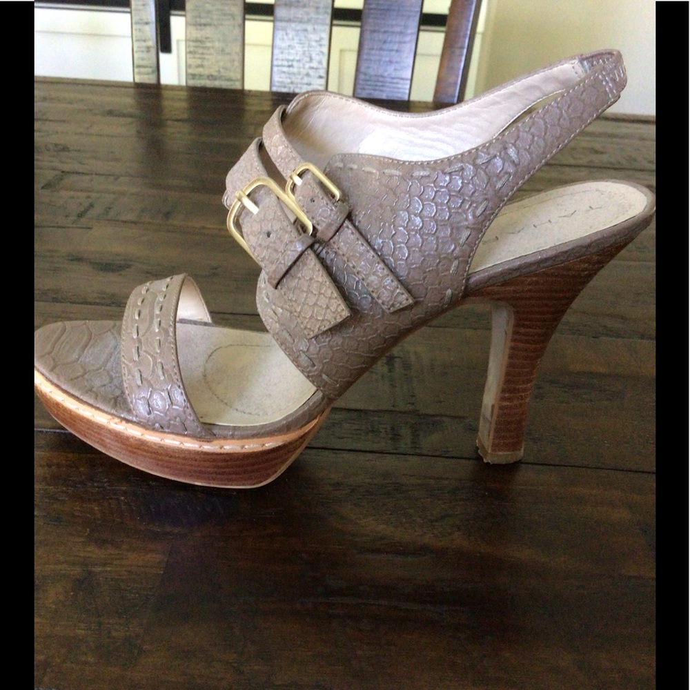 Tahari Platform Shoes